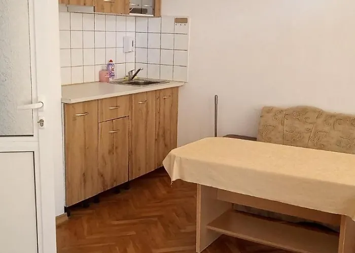 Despina Νεσέμπαρ