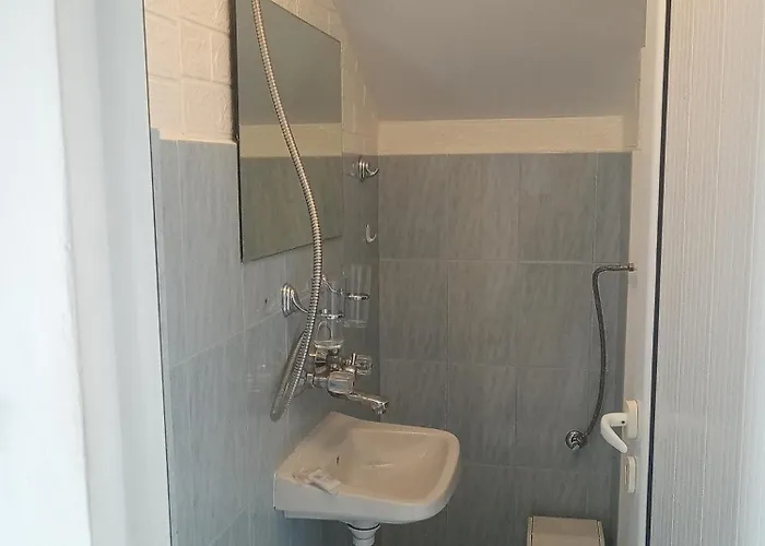 Πανσιόν Despina 3*