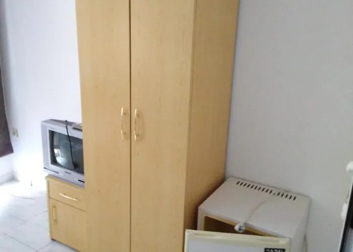 Despina Πανσιόν